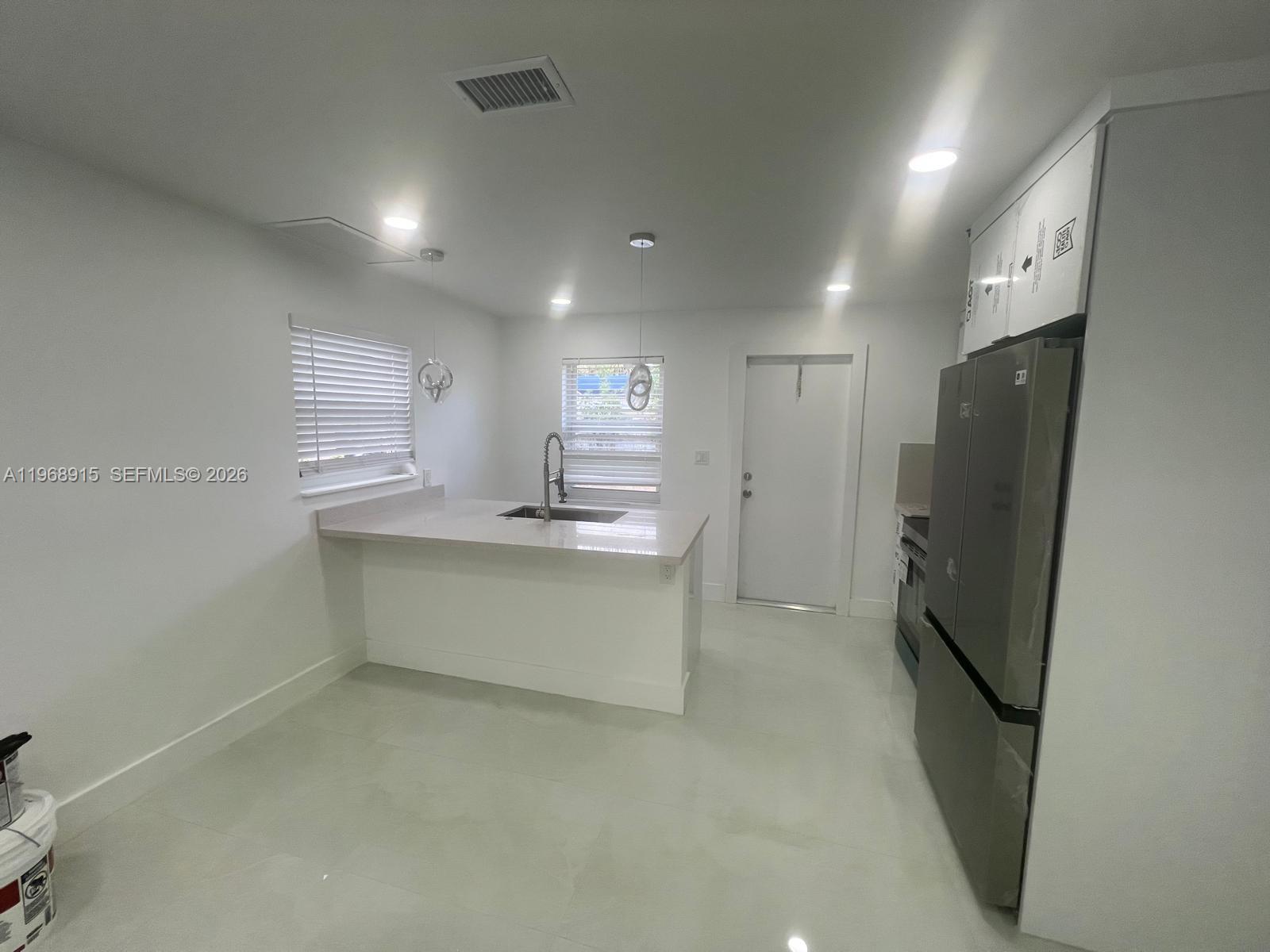 SANDERS PARK - Residential