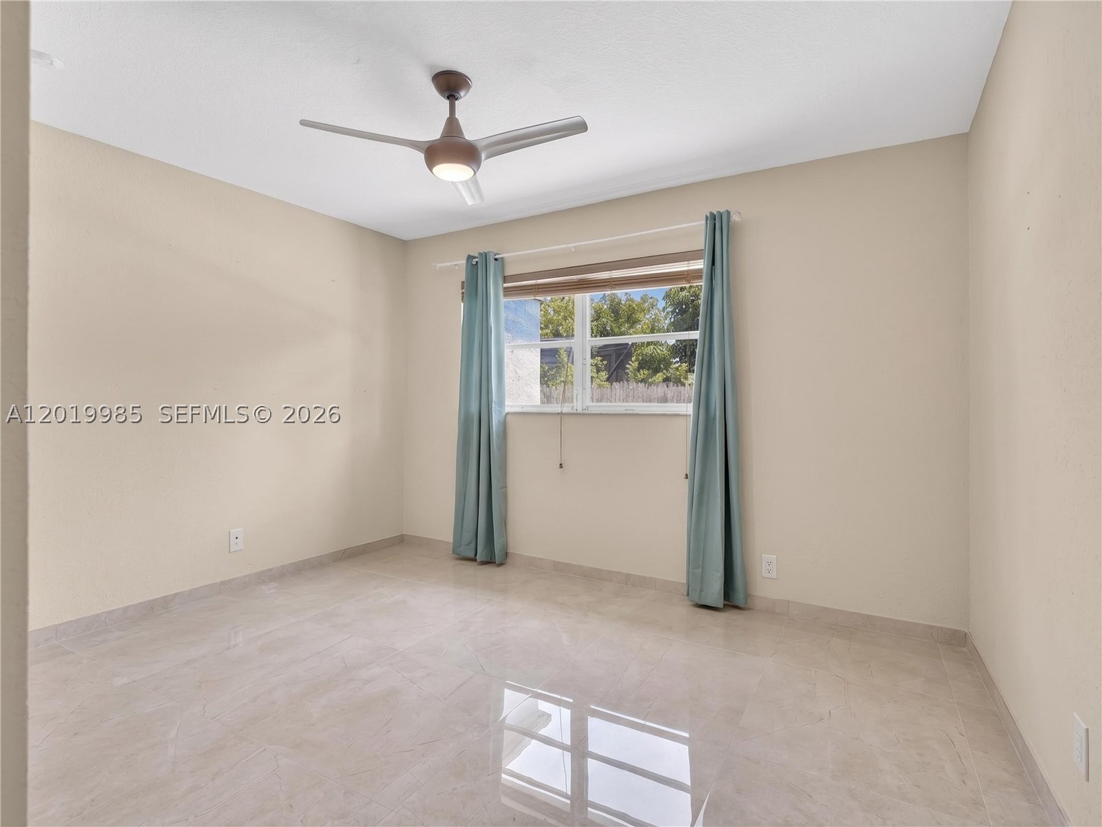 BONAVENTURE LAKES - Residential
