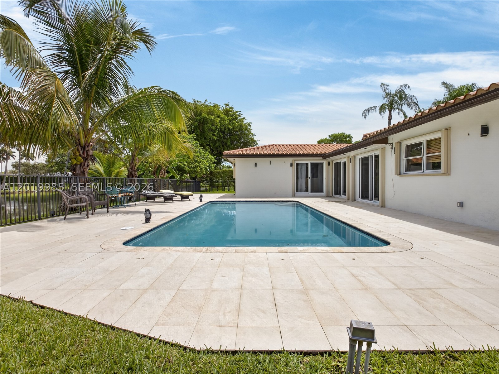 BONAVENTURE LAKES - Residential