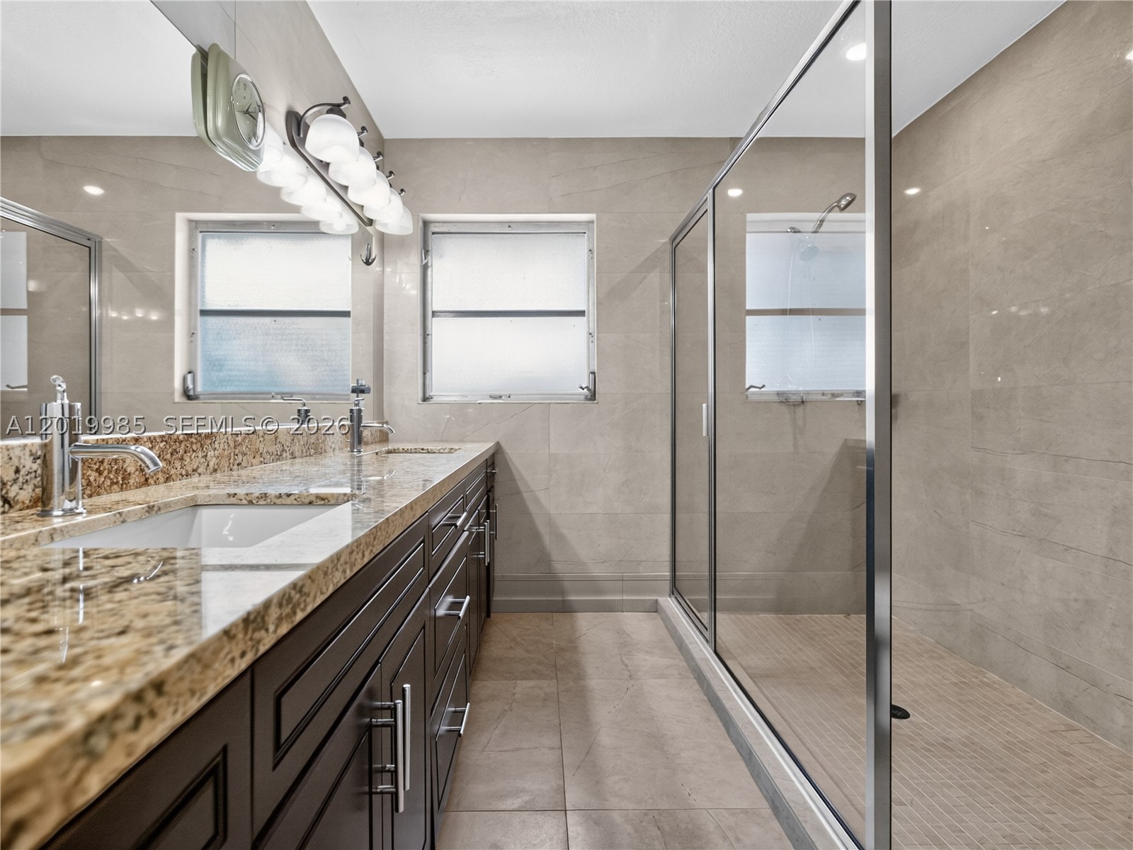 BONAVENTURE LAKES - Residential