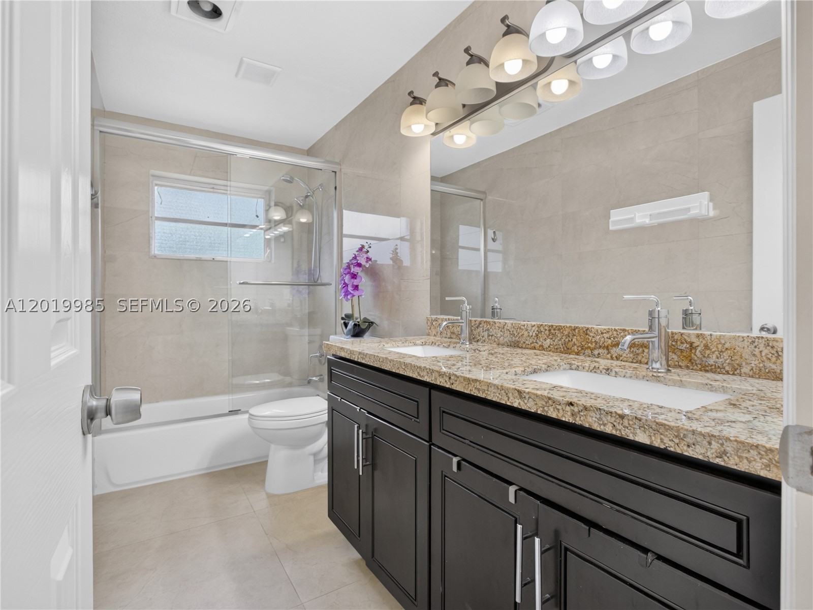 BONAVENTURE LAKES - Residential
