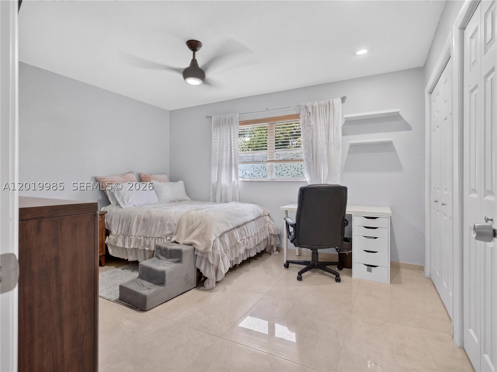 BONAVENTURE LAKES - Residential