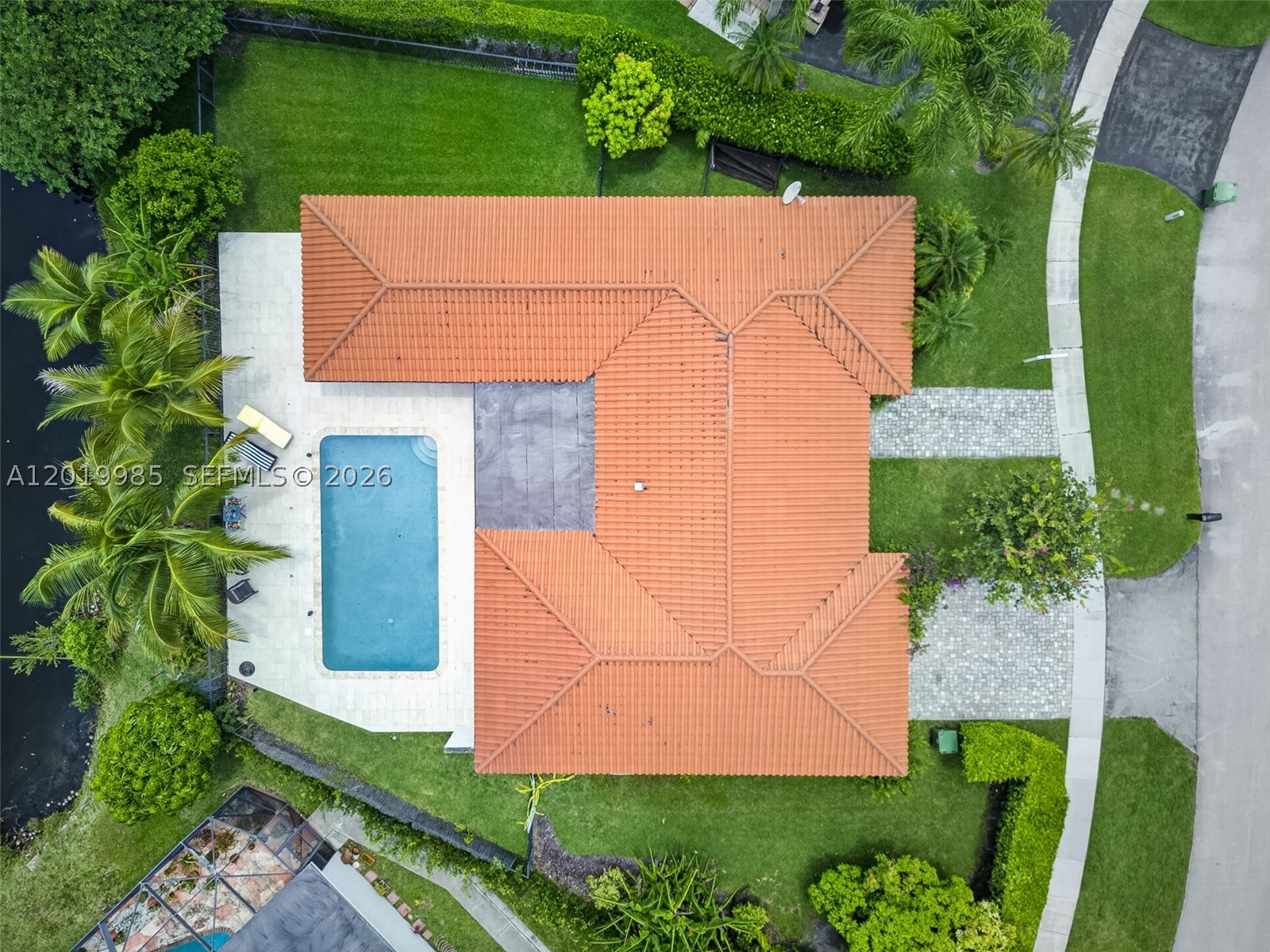 BONAVENTURE LAKES - Residential