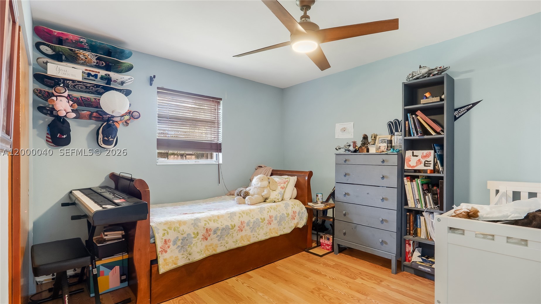 COUNTRY CLUB ESTATES UNIT - Residential