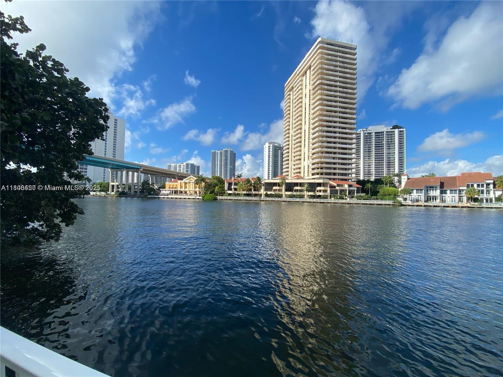 OCEANVIEW BUILDING A COND - Residential