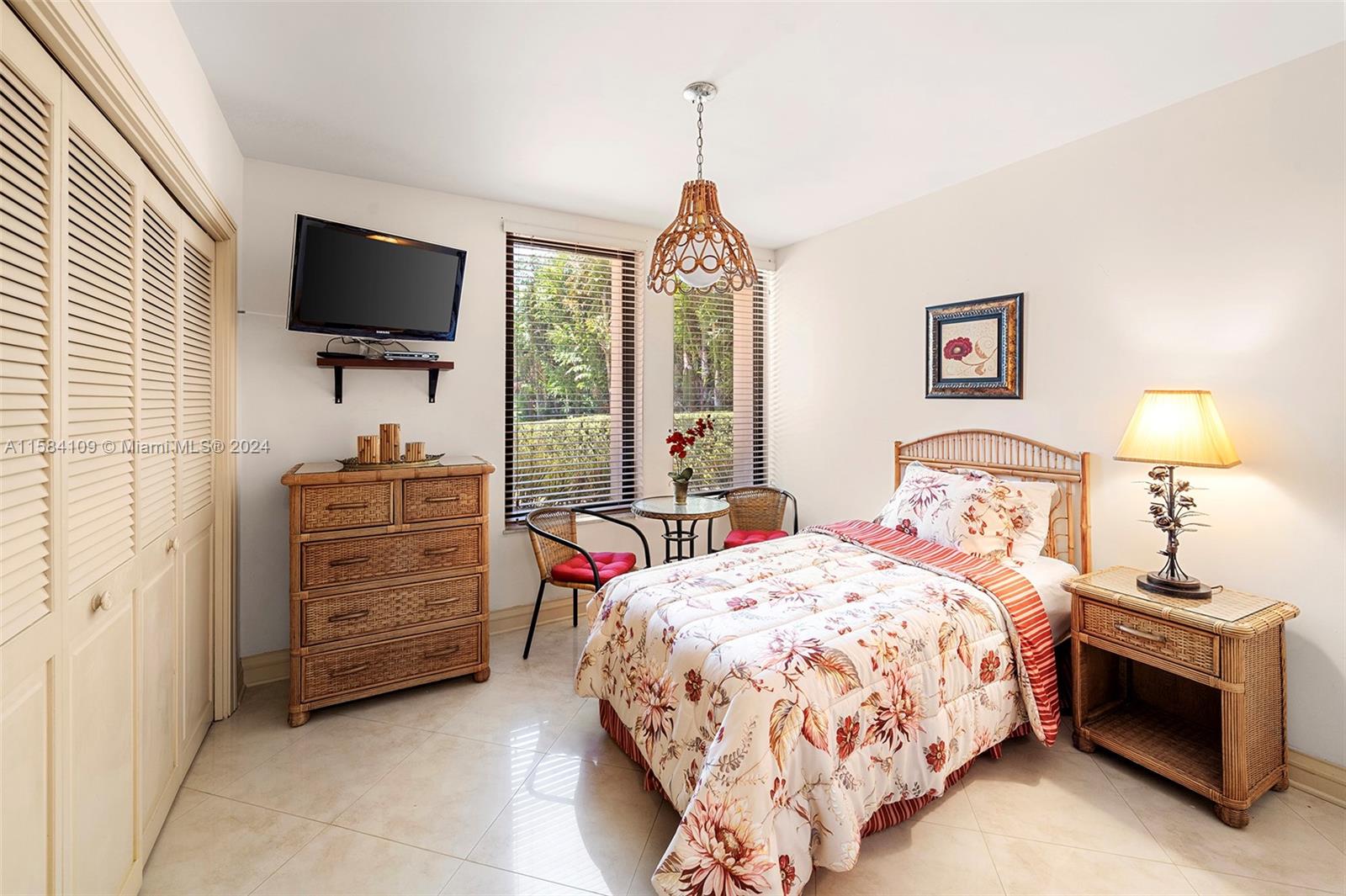 SAN MARINO ISLAND - Residential