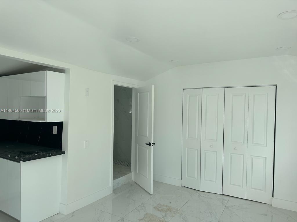 BAYWOOD - Residential Lease