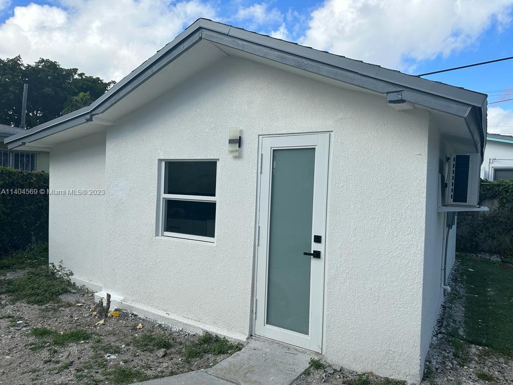 BAYWOOD - Residential Lease