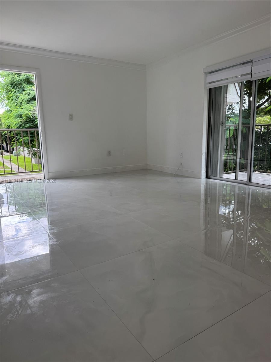 GREENTREE CONDO - Residential Lease