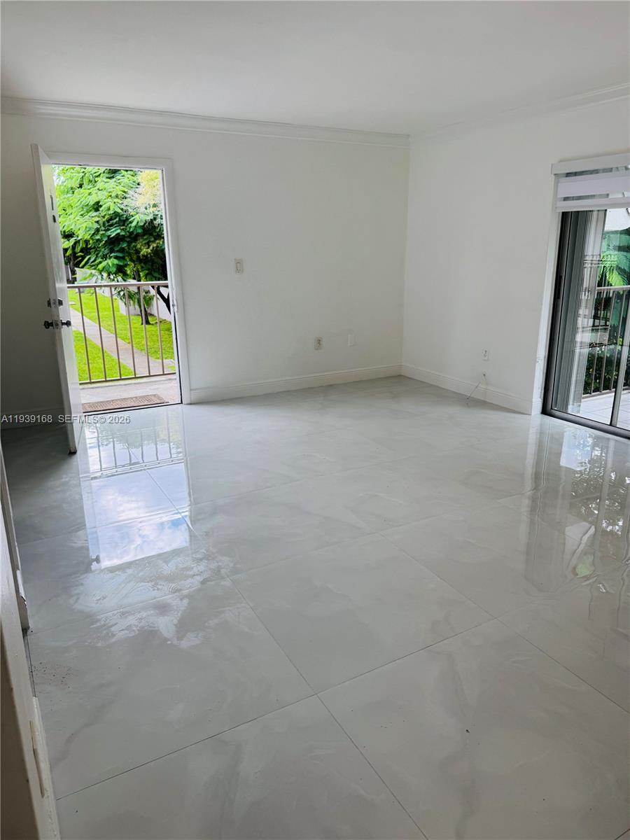 GREENTREE CONDO - Residential Lease