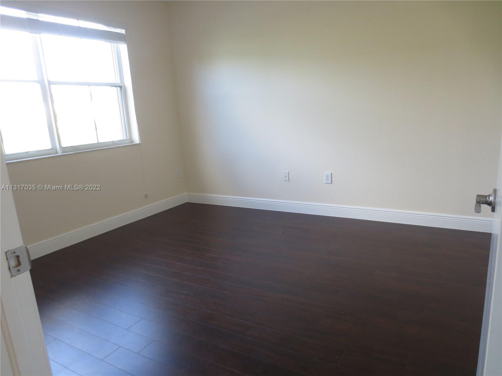 THE COURTS AT DORAL ISLES - Residential Lease