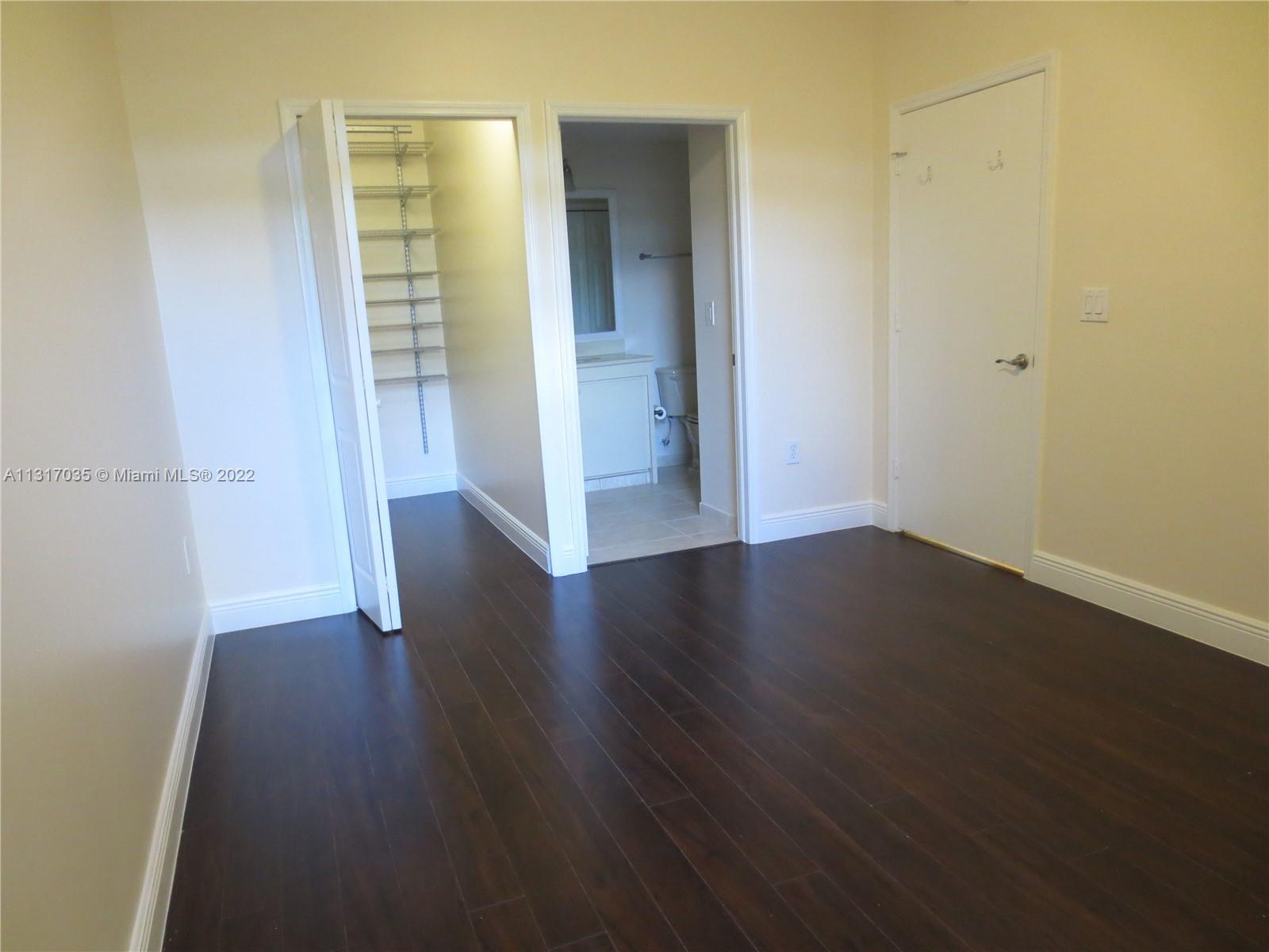 THE COURTS AT DORAL ISLES - Residential Lease