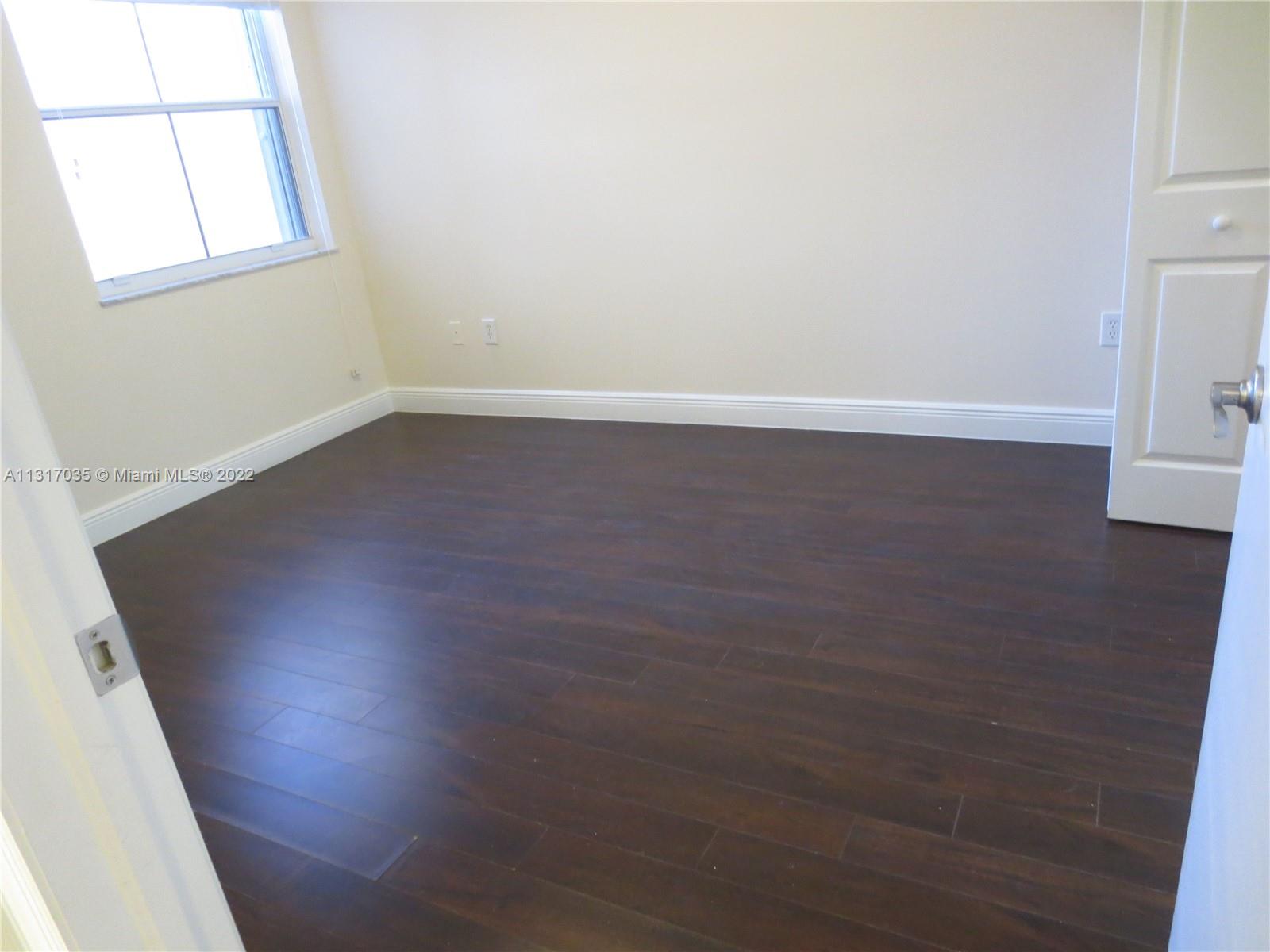 THE COURTS AT DORAL ISLES - Residential Lease
