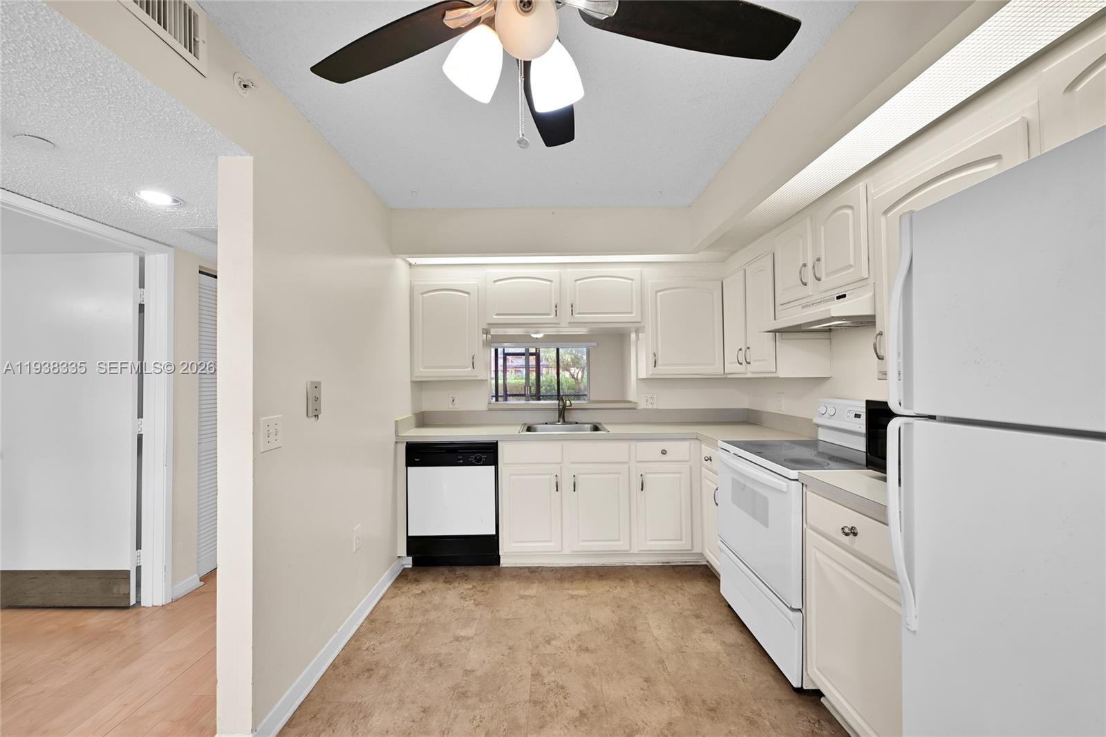 PLYMOUTH AT CENTURY VILLA - Residential