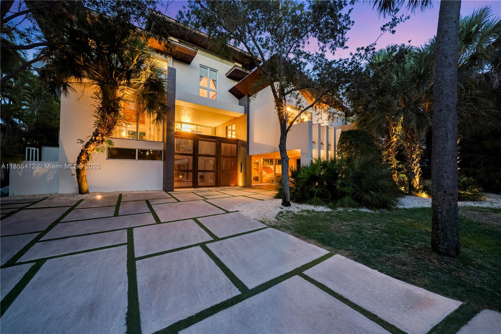 TROPICAL ISLE HOMES SUB 2N - Residential
