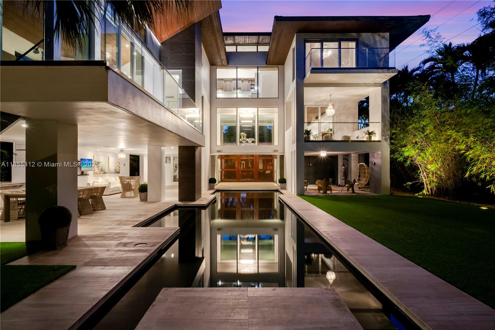 TROPICAL ISLE HOMES SUB 2N - Residential