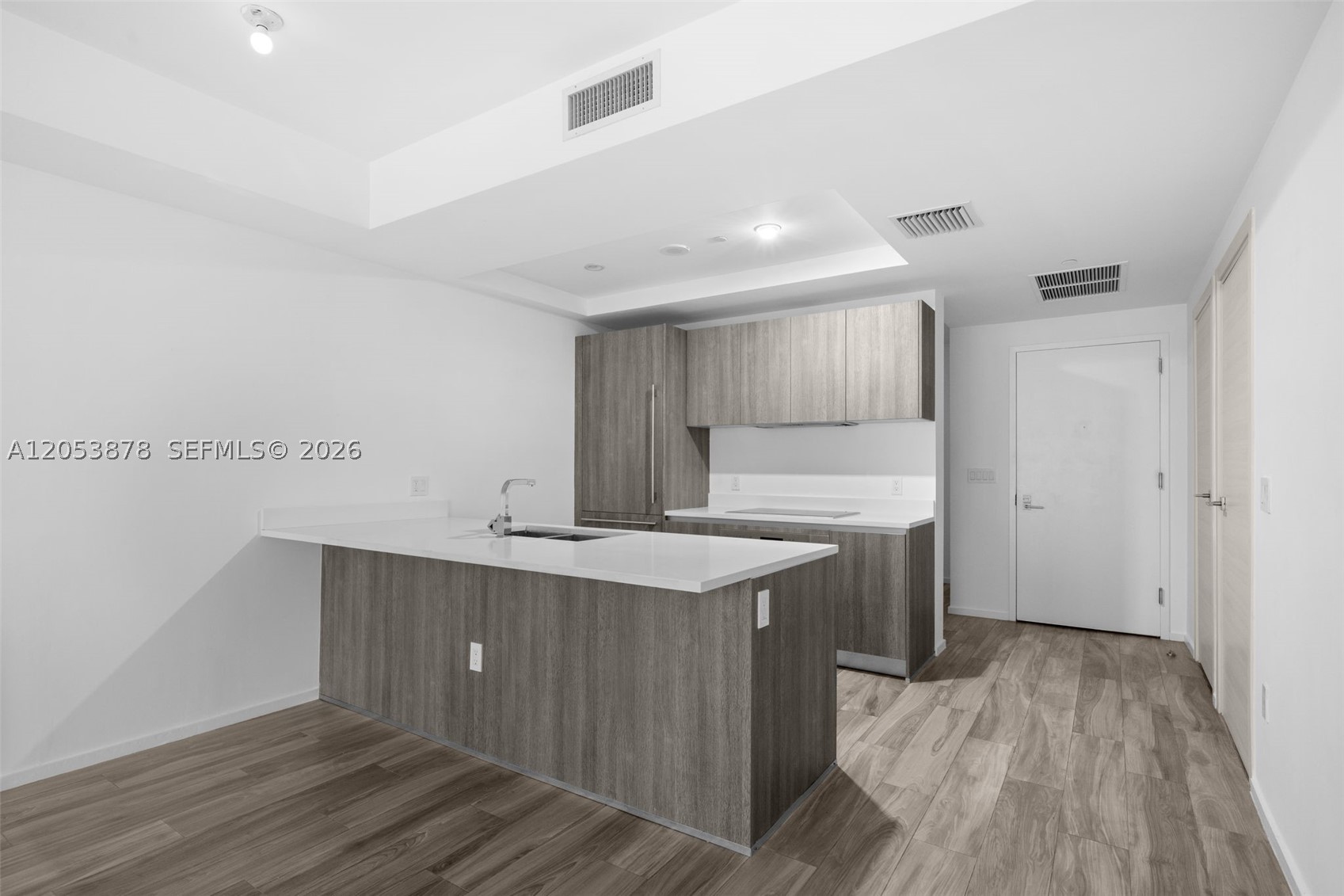 801 SMA RESIDENCES CONDO - Residential
