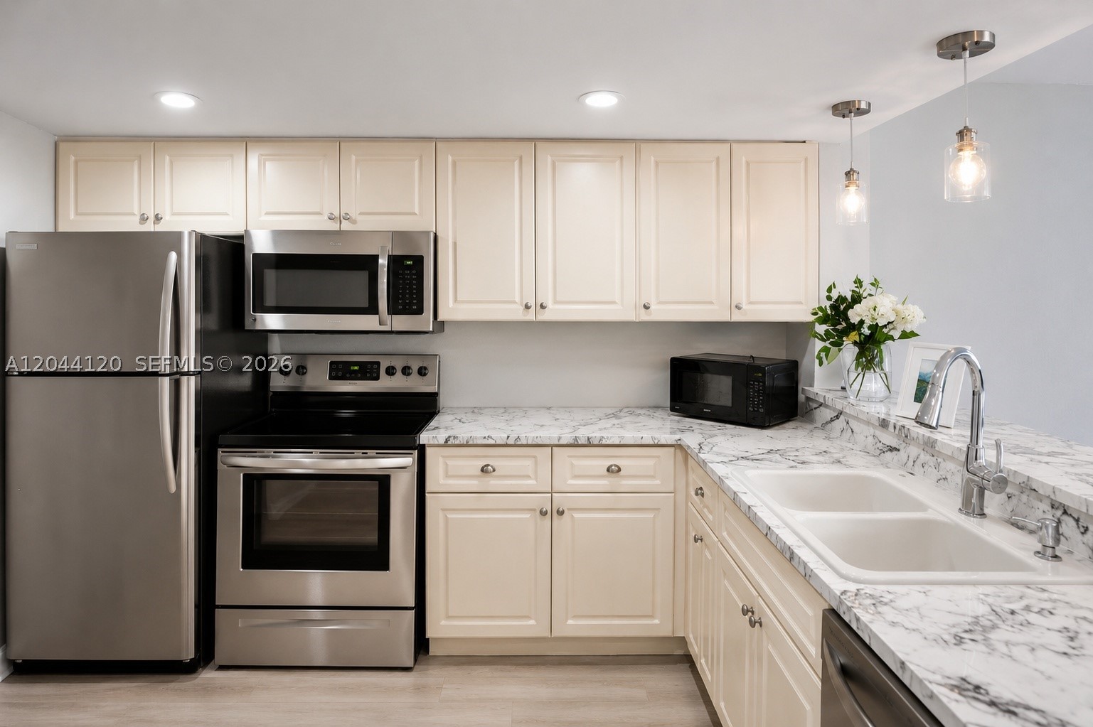 VENETIA CONDO - Residential