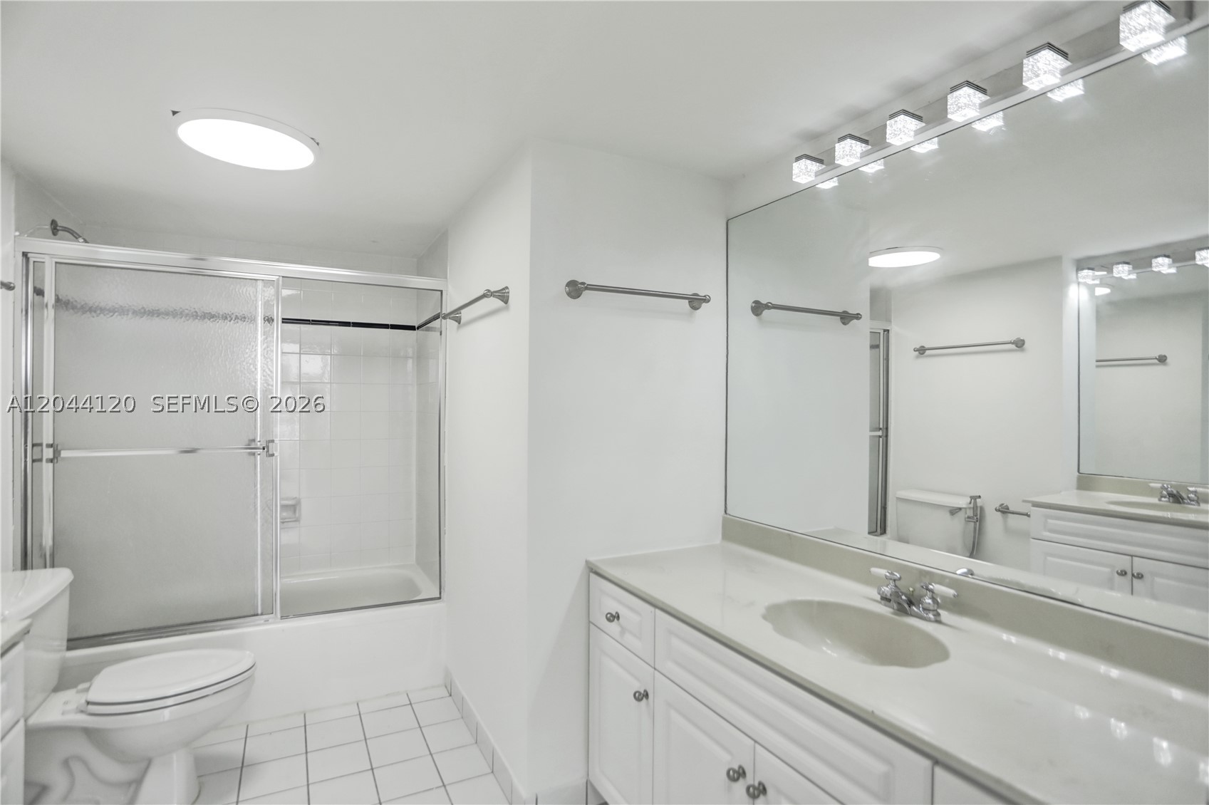 VENETIA CONDO - Residential