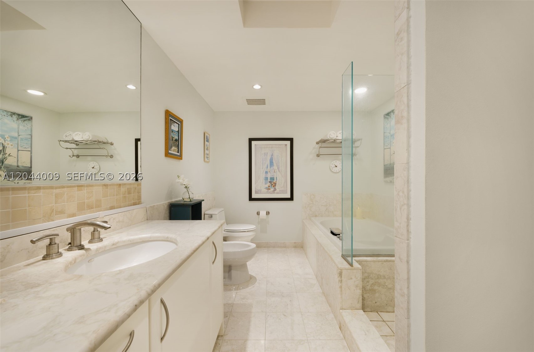 JADE RESIDENCES AT BRICKE - Residential