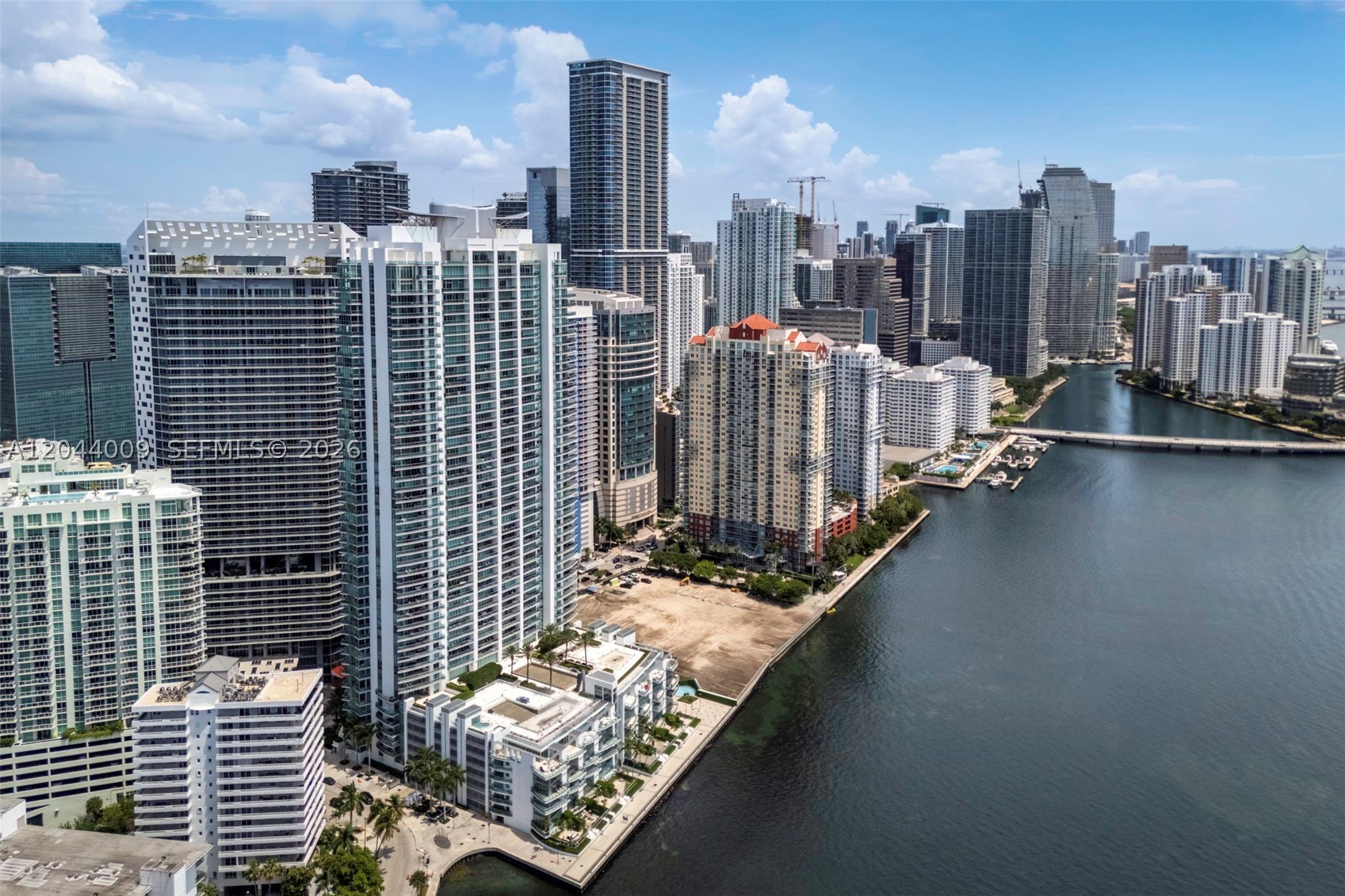 JADE RESIDENCES AT BRICKE - Residential