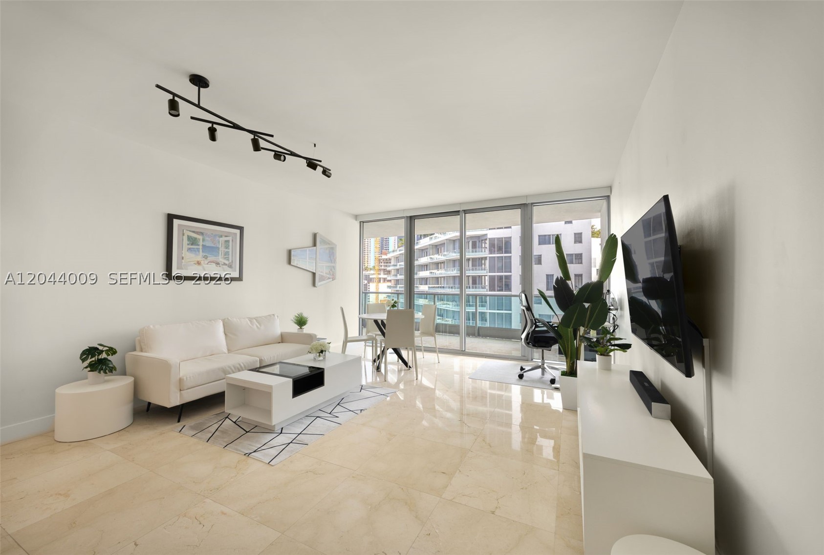JADE RESIDENCES AT BRICKE - Residential