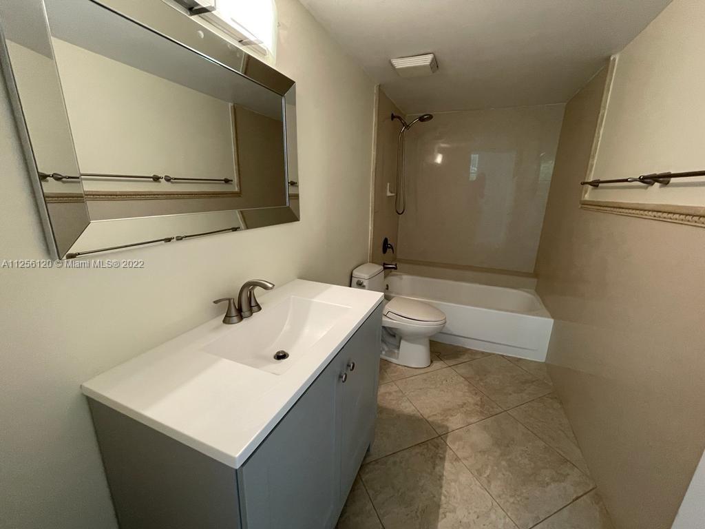 LAS VISTAS AT DORAL CONDO - Residential Lease