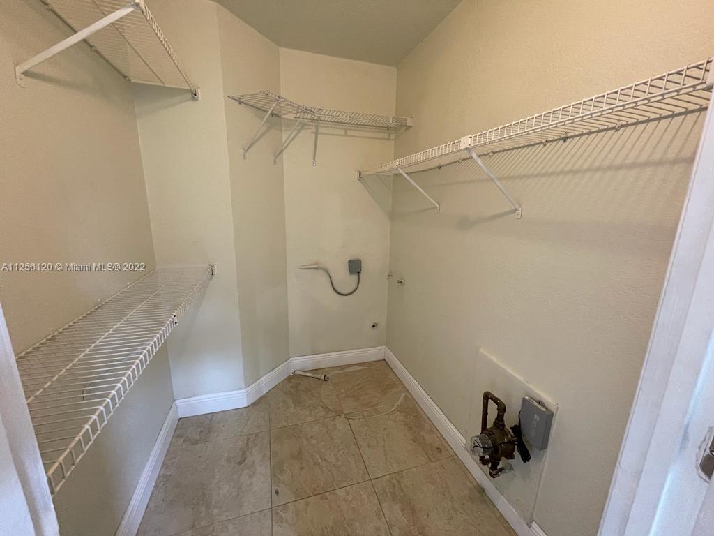 LAS VISTAS AT DORAL CONDO - Residential Lease