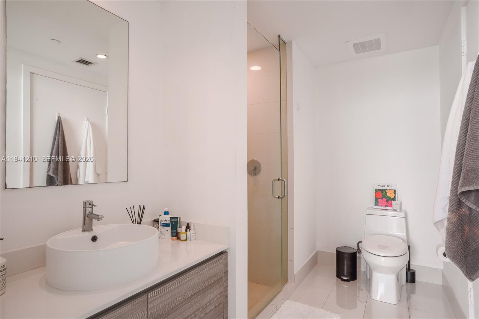 3401 MIDTOWN CONDO - Residential