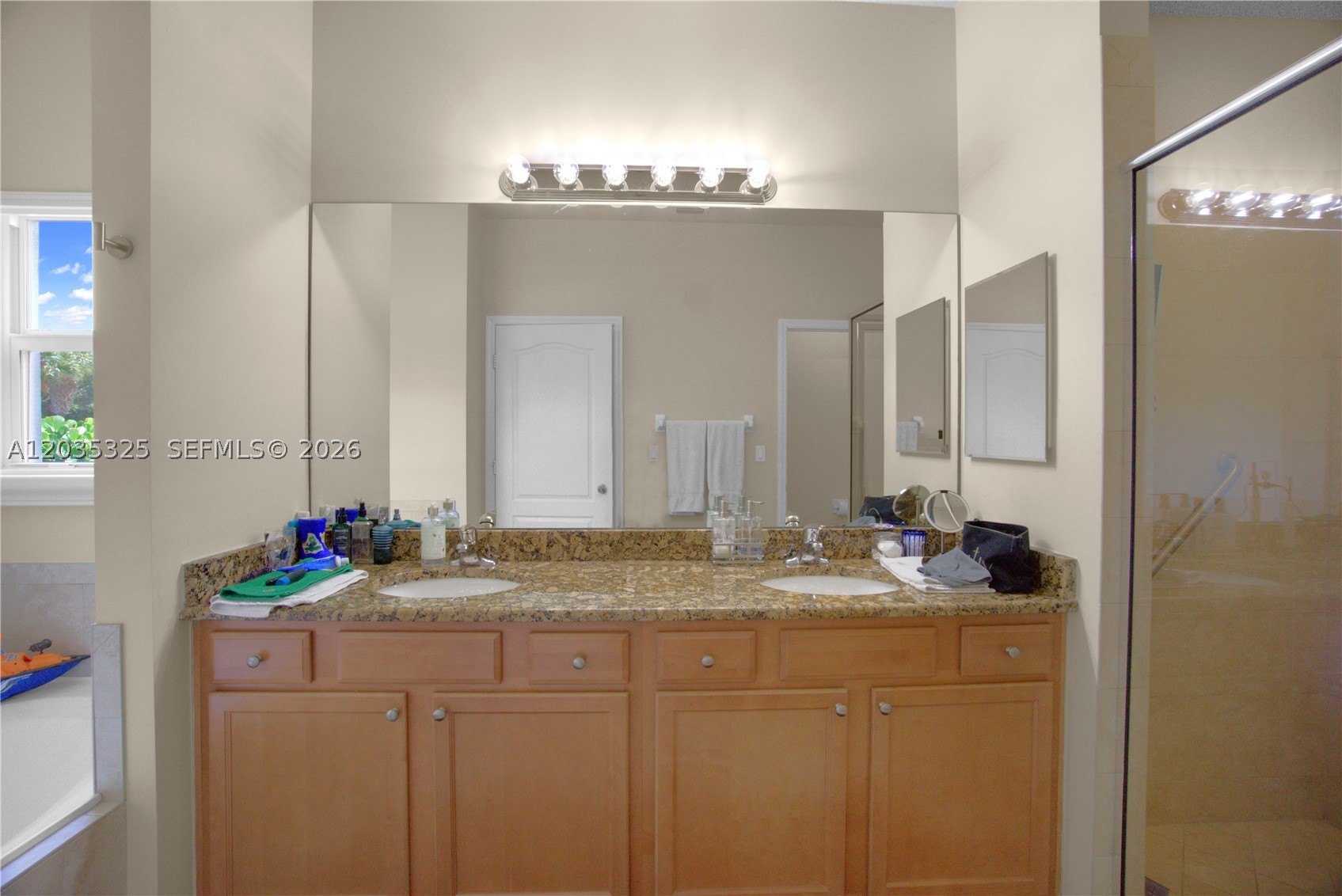 LOXAHATCHEE RESERVE NORTH - Residential Lease