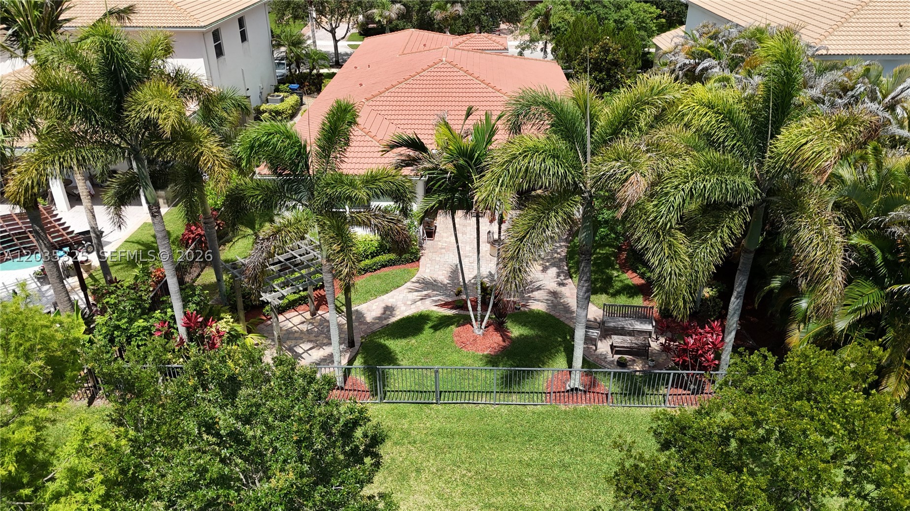 LOXAHATCHEE RESERVE NORTH - Residential Lease