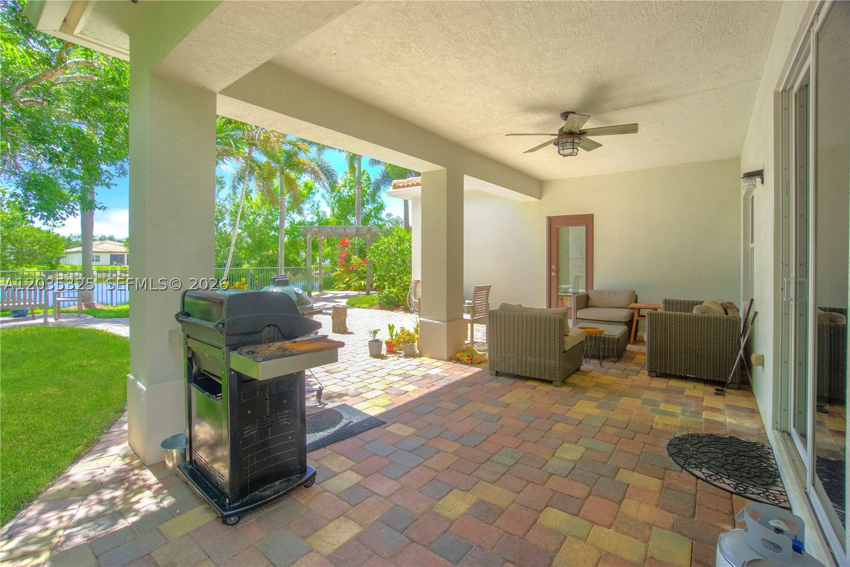 LOXAHATCHEE RESERVE NORTH - Residential Lease