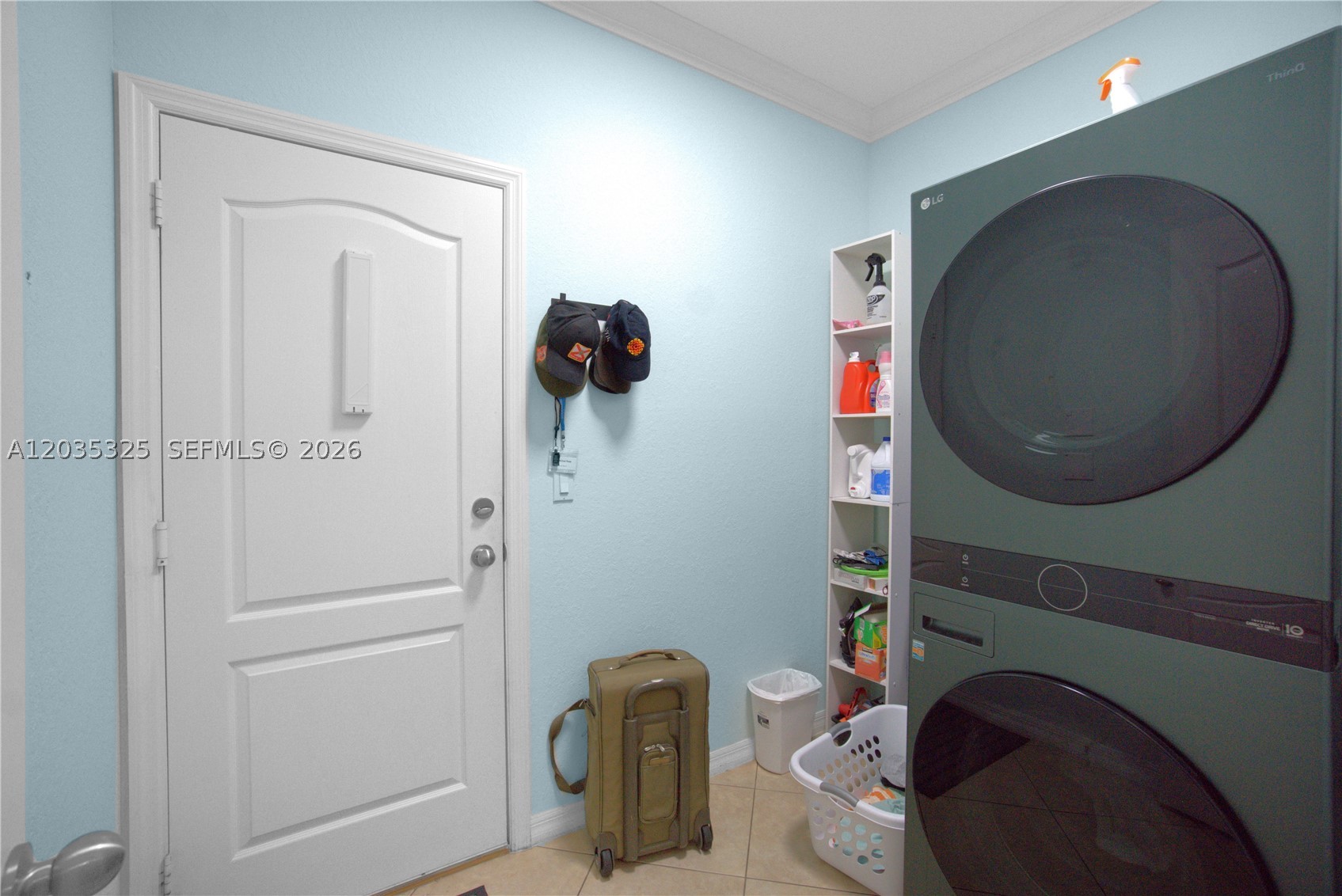 LOXAHATCHEE RESERVE NORTH - Residential Lease