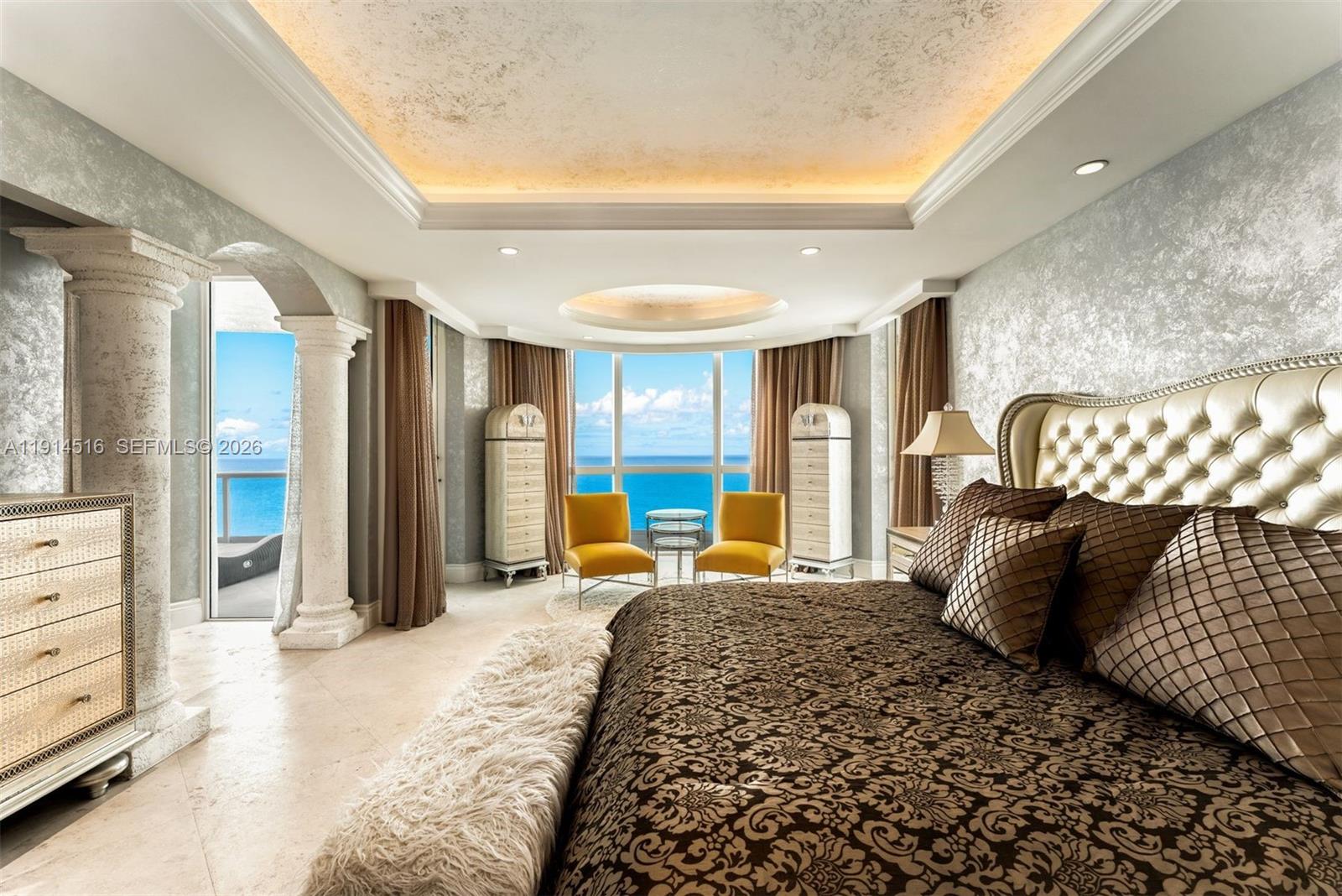 CAPOBELLA CONDO - Residential