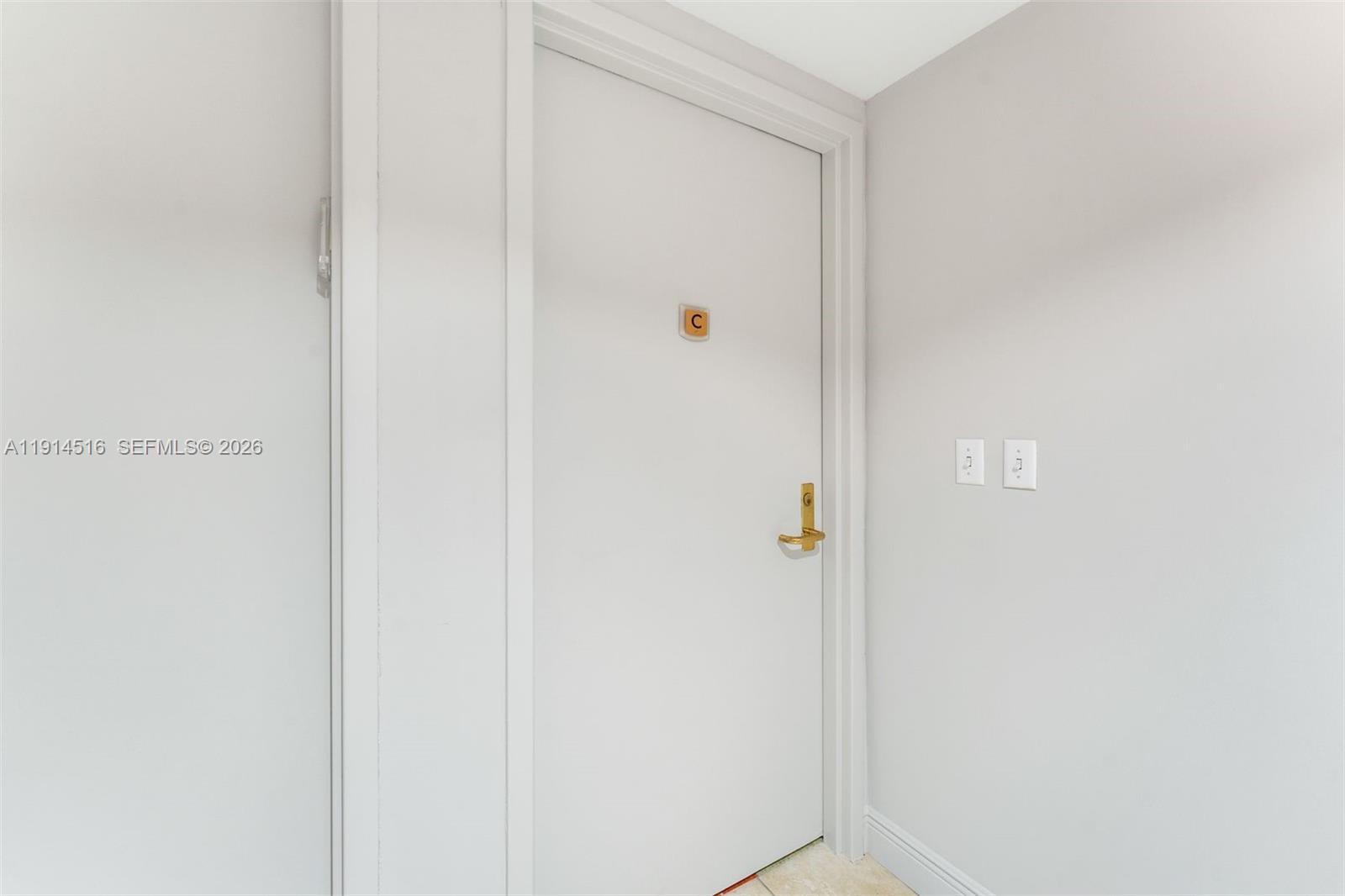 CAPOBELLA CONDO - Residential