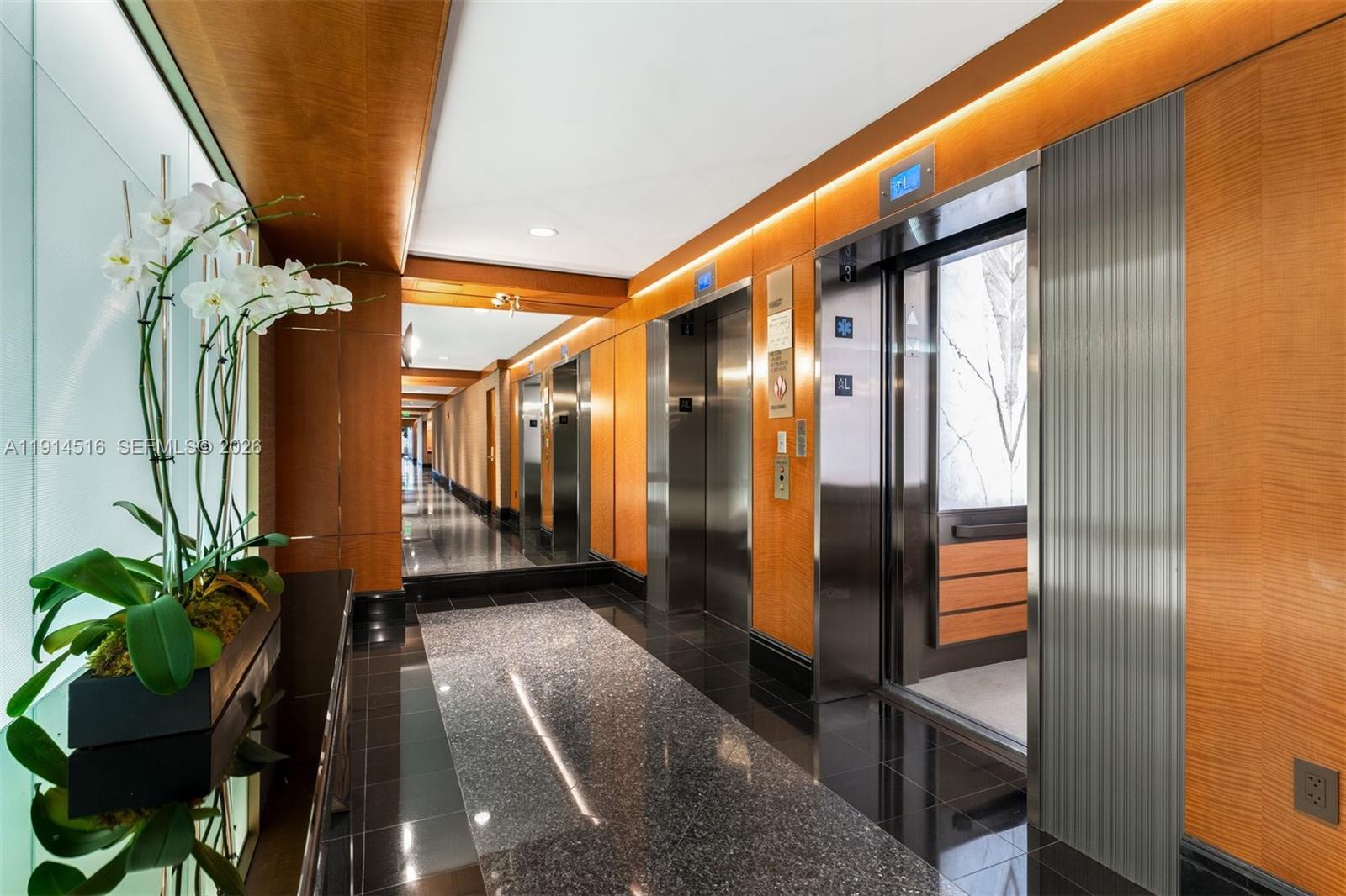 CAPOBELLA CONDO - Residential