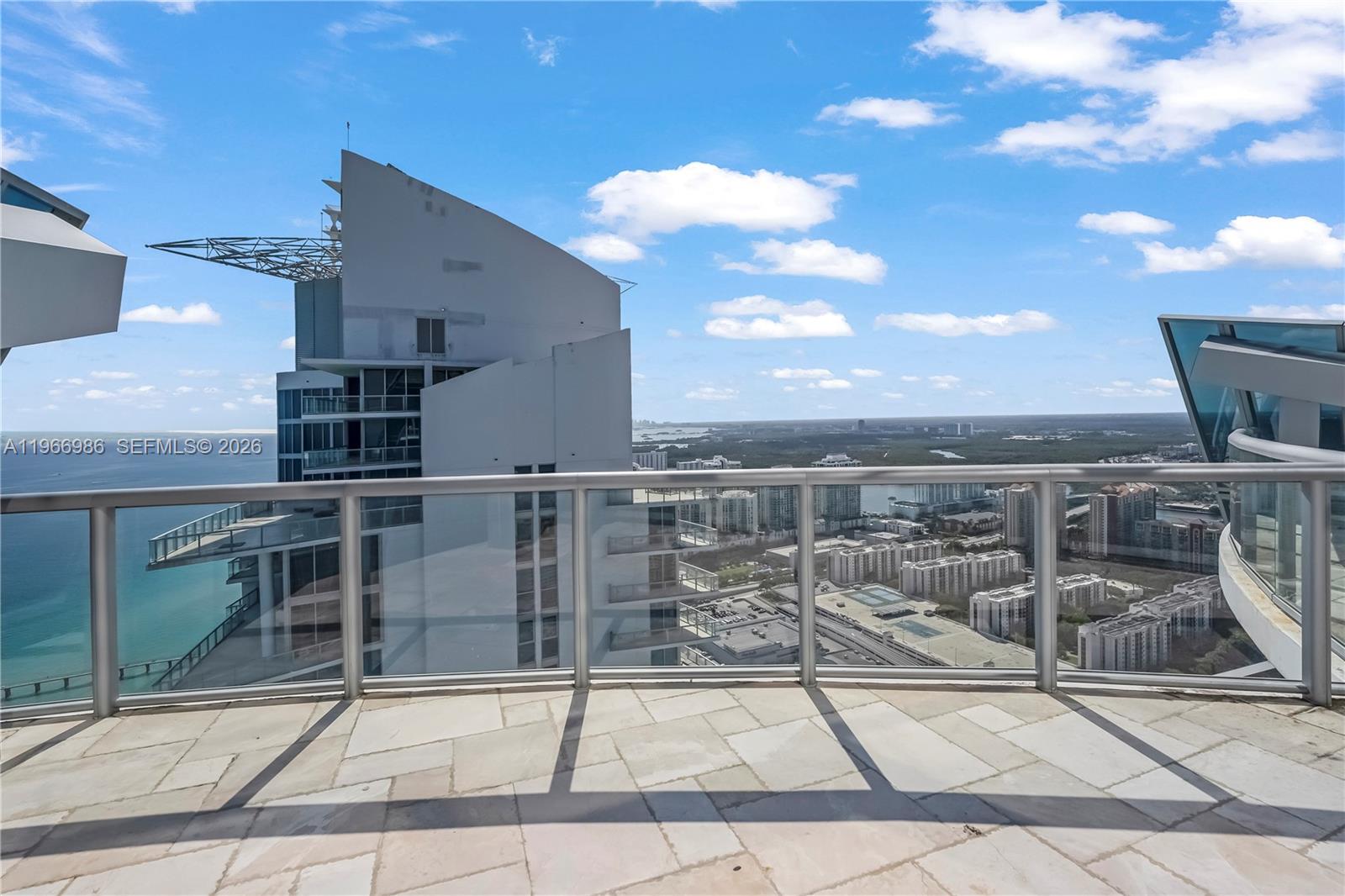 JADE OCEAN CONDO - Residential