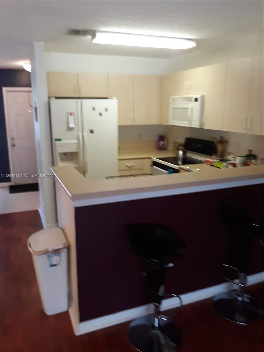 WASHINGTON COURT VILLAS - Residential Lease