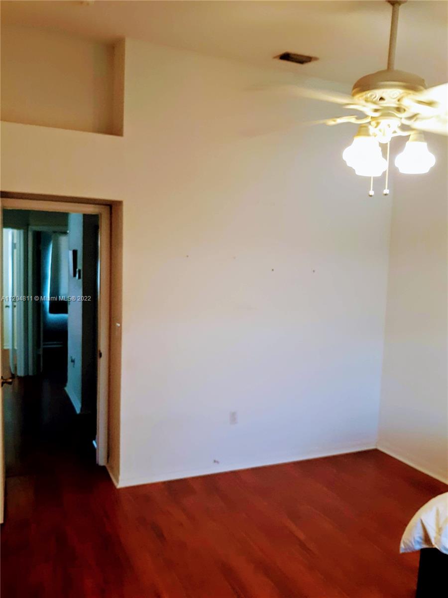 WASHINGTON COURT VILLAS - Residential Lease