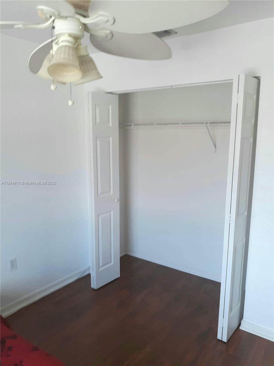 WASHINGTON COURT VILLAS - Residential Lease