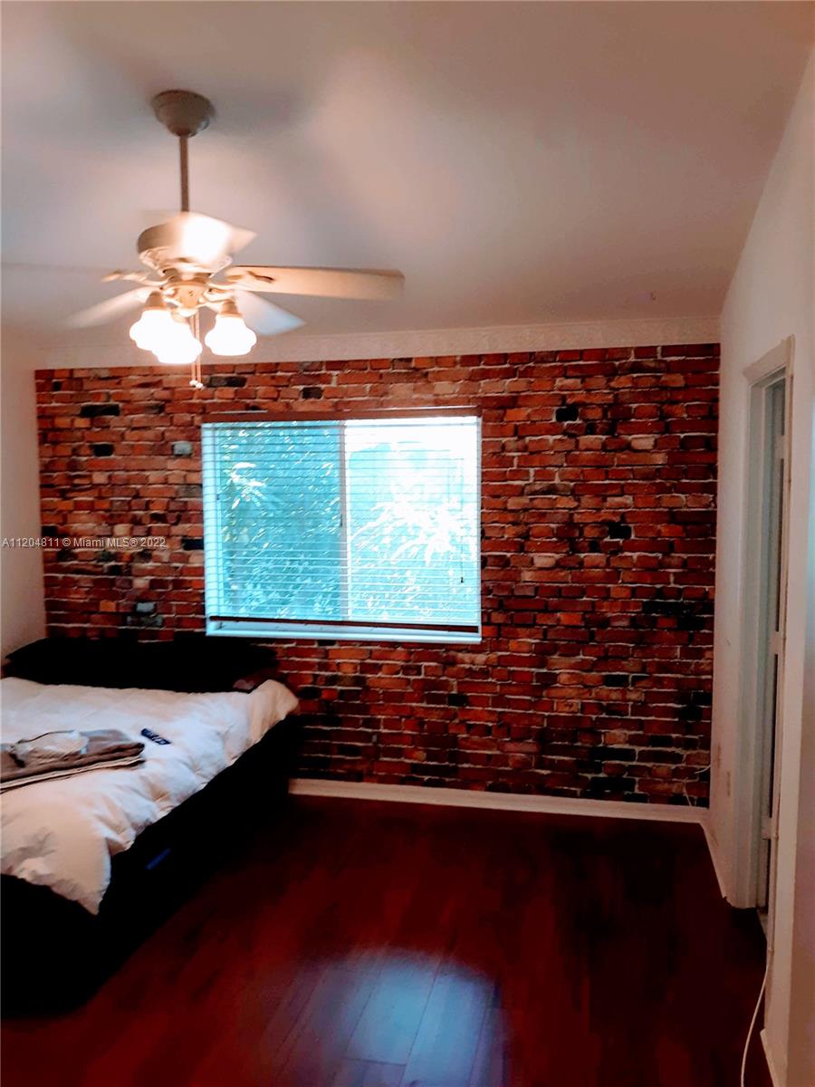 WASHINGTON COURT VILLAS - Residential Lease