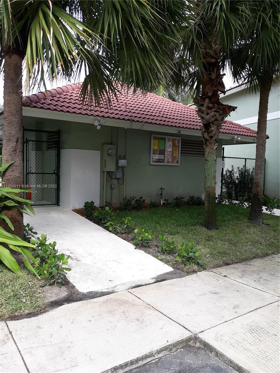 WASHINGTON COURT VILLAS - Residential Lease
