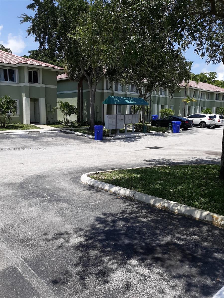 WASHINGTON COURT VILLAS - Residential Lease