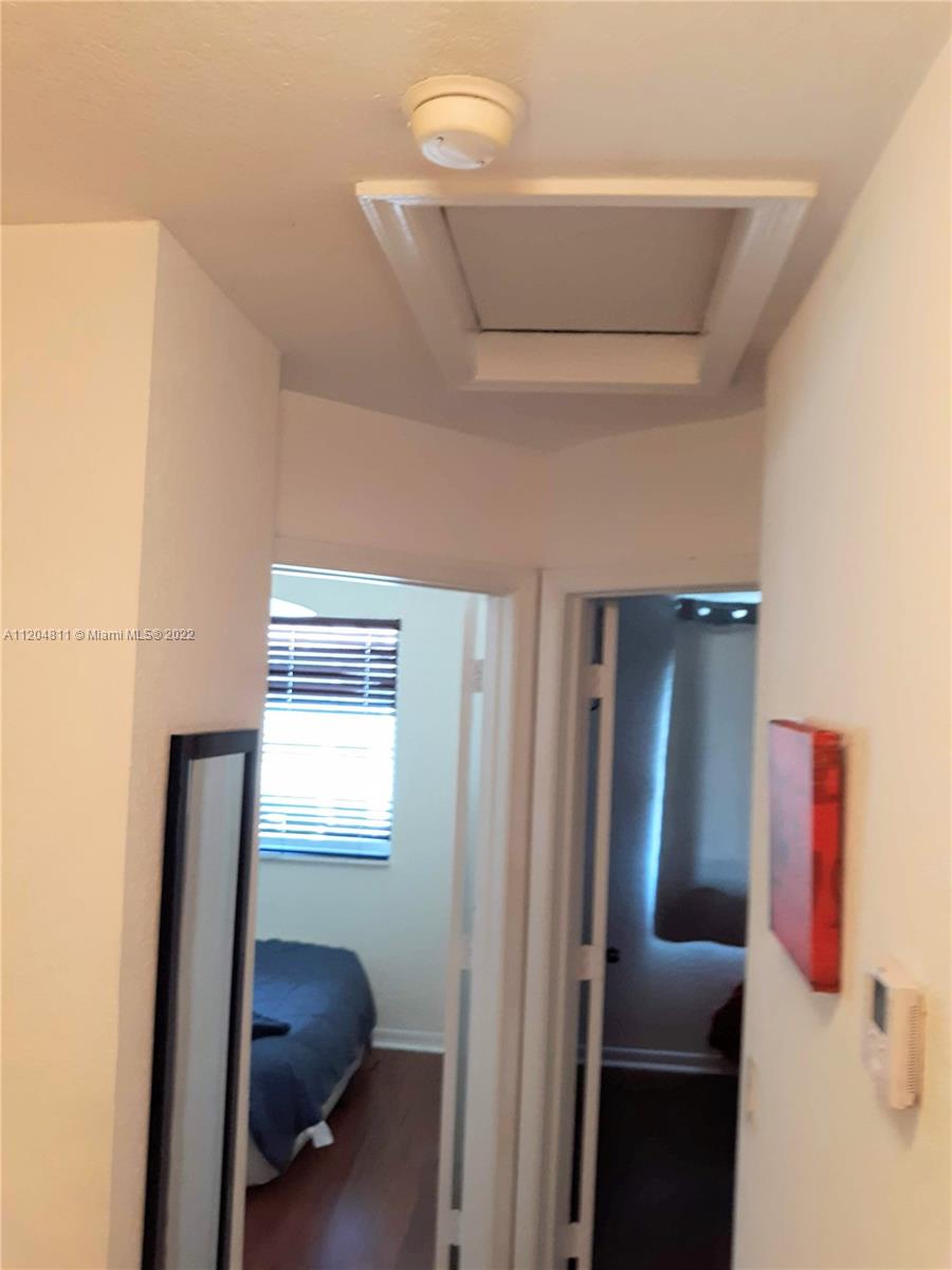 WASHINGTON COURT VILLAS - Residential Lease