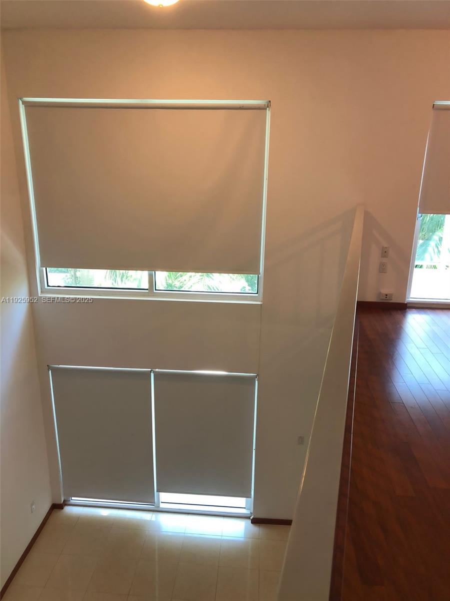 LOFTS ON BRICKELL II COND - Residential