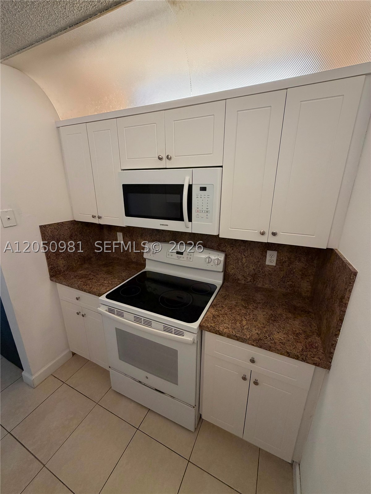 SAGA BAY GARDENS CONDO - Residential Lease