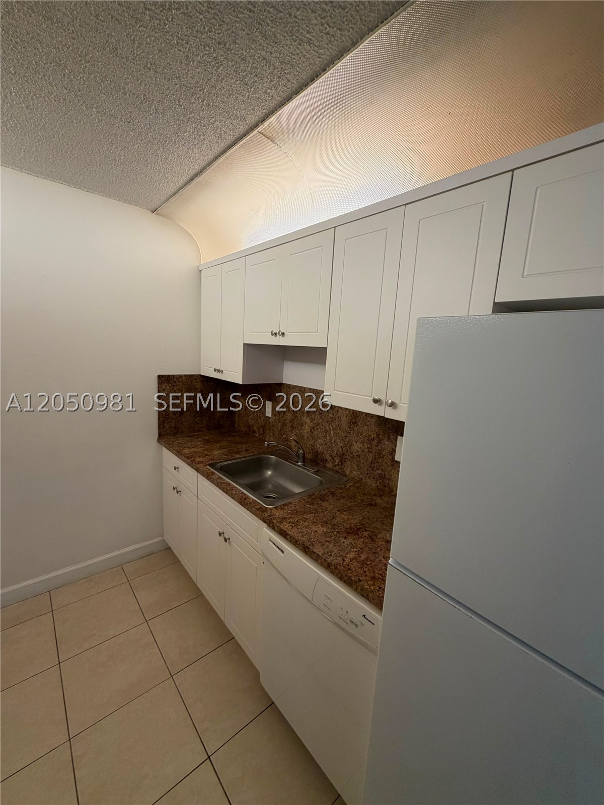 SAGA BAY GARDENS CONDO - Residential Lease