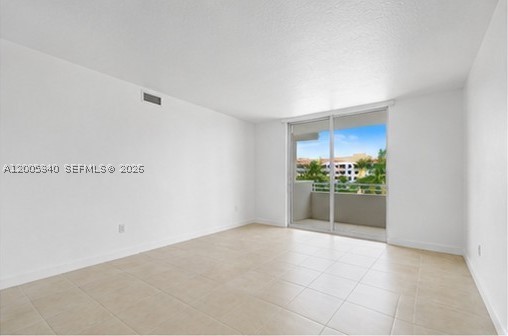 VENTURE AT AVENTURA EAST - Residential