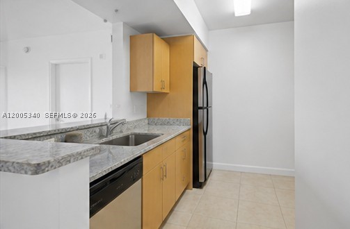VENTURE AT AVENTURA EAST - Residential