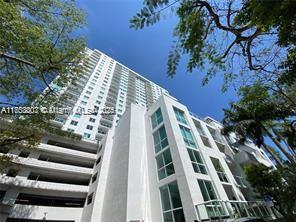 TERRAZAS RIVERPARK VILLAG - Residential